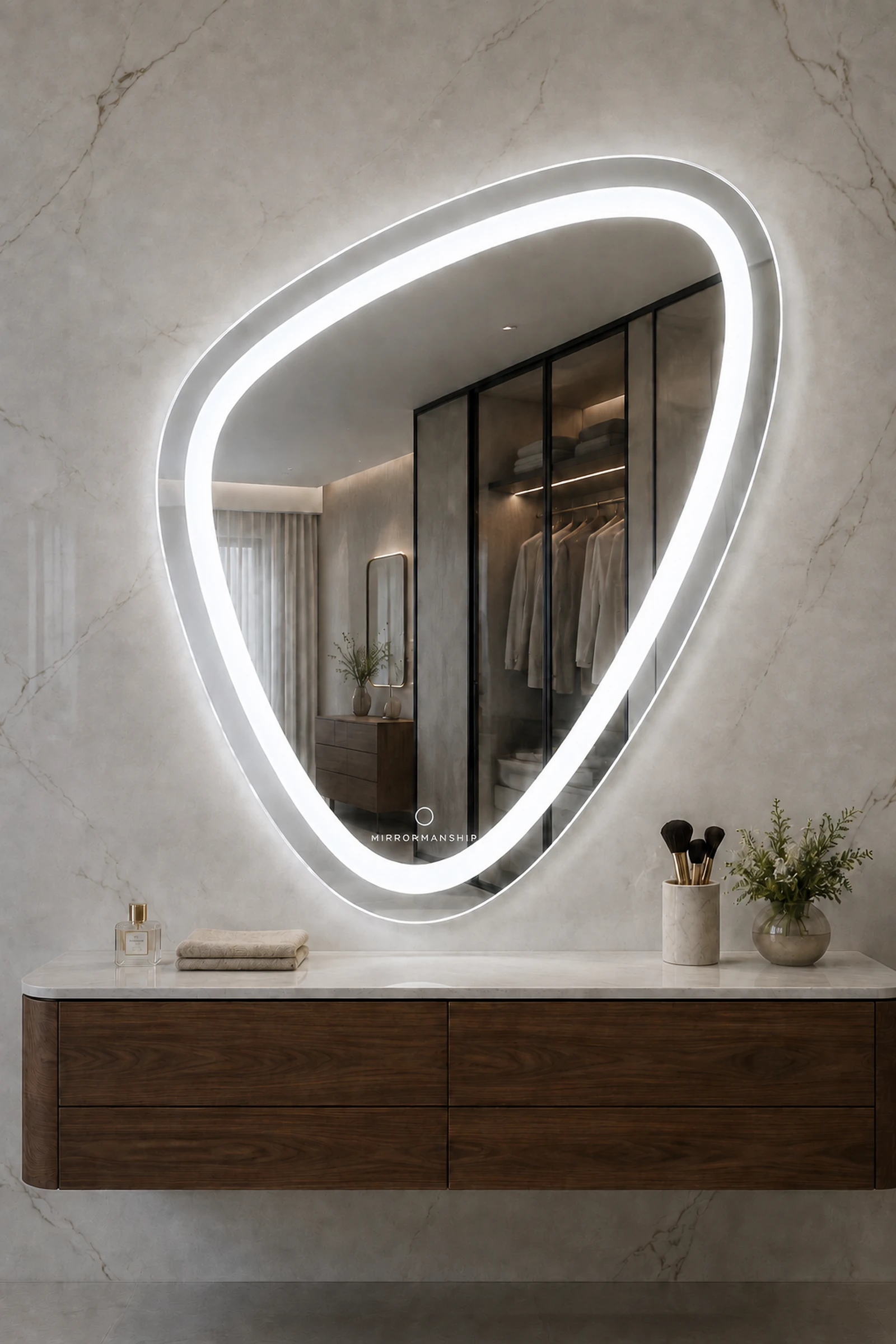 Dressing room · Cool White